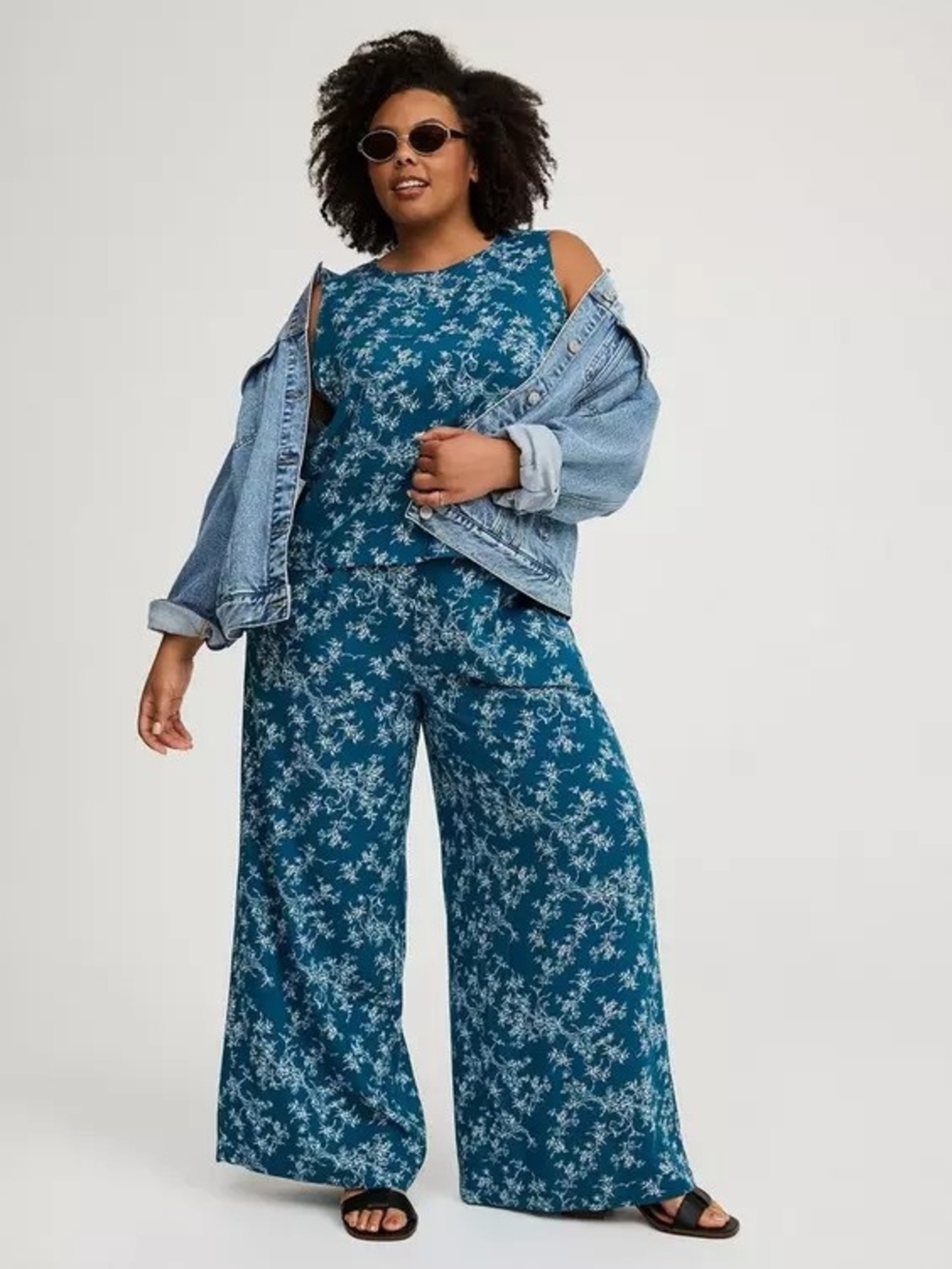Beautiful Torrid Teal Floral Challis Tank And Wide-Leg Pants